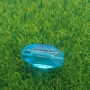 Glass Faceted Sky‎ Blue Charm P307